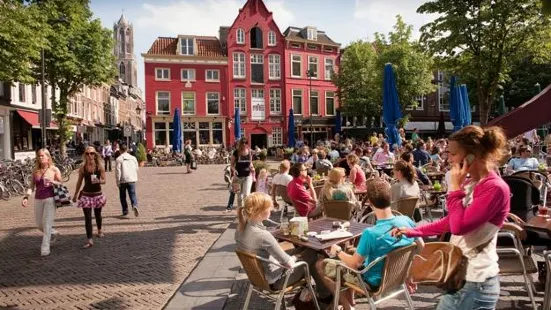 Utrecht main Post Office