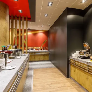Ibis Moscow Centre Bakhrushina Hotel dekat Stasiun Tulskaya
