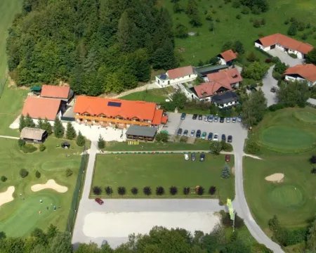 Natura Amon Hotels in Podcetrtek