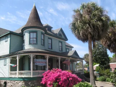 Pensacola Victorian Bed & Breakfast Hotels in Pensacola