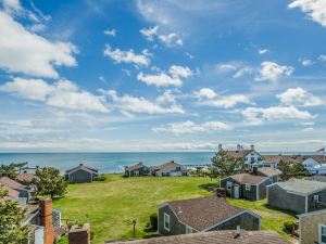 Lighthouse Inn Cape Cod