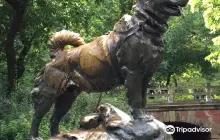 Balto Statue