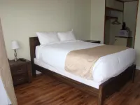 Paddock Inn Hotels in Blairmore