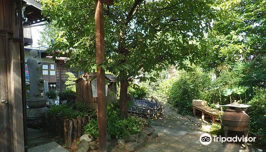 高蔵寺別院 鶴川地蔵尊 地蔵堂