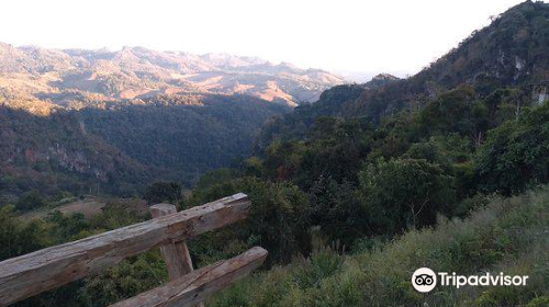 Doi Kio Lom Viewpoint