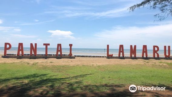 Pantai Wisata Lamaru