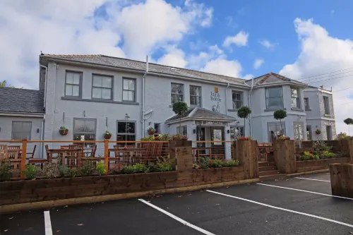 The Jug and Bottle Hotels in Wirral