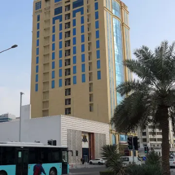 豪華莊園大飯店 法納爾卡達伊斯蘭文化中心附近的飯店