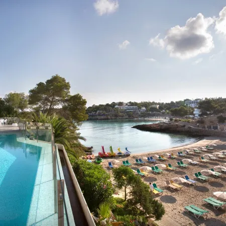 Grupotel Ibiza Beach Resort - Adults Only