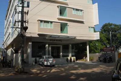 Palguni Residency Hotels near Aralikatte. ಅರಳಿಕಟ್ಟೆ