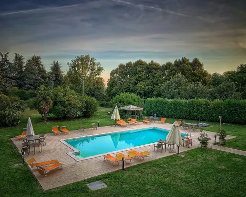 Hotel le Ville Hotel a Modena