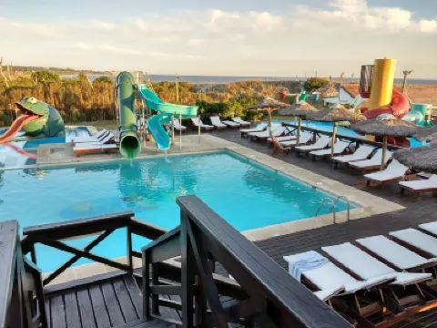 El Descubrimiento Resort Club Hotels in 