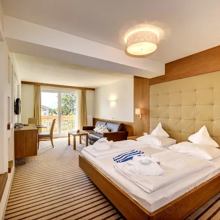 Ruster Resort