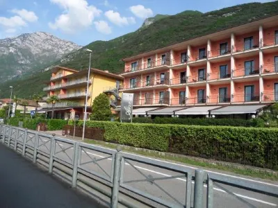 Hotel Anna Hotels in Ala