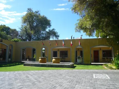 17 on Bird Guest House Hotels in Beaufort West