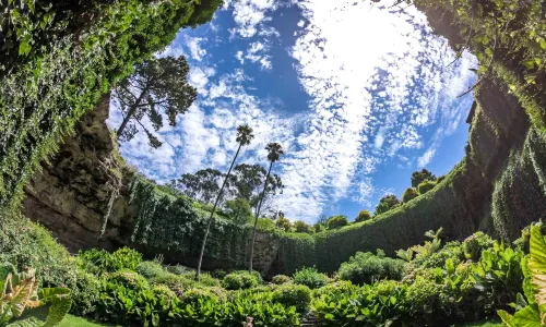 Umpherston Sinkhole / Balumbul
