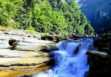 バンダーバン・サダー・アップアジラ