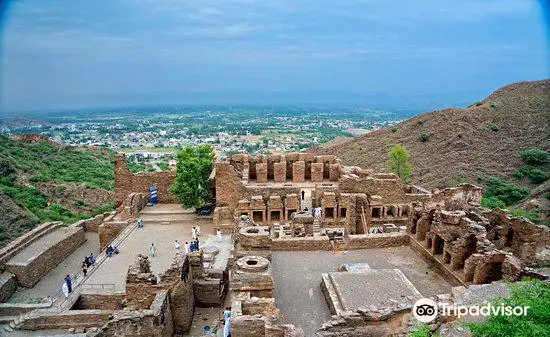 Takht-i-Bahi