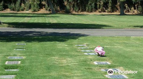 Frank Sinatra Gravesite