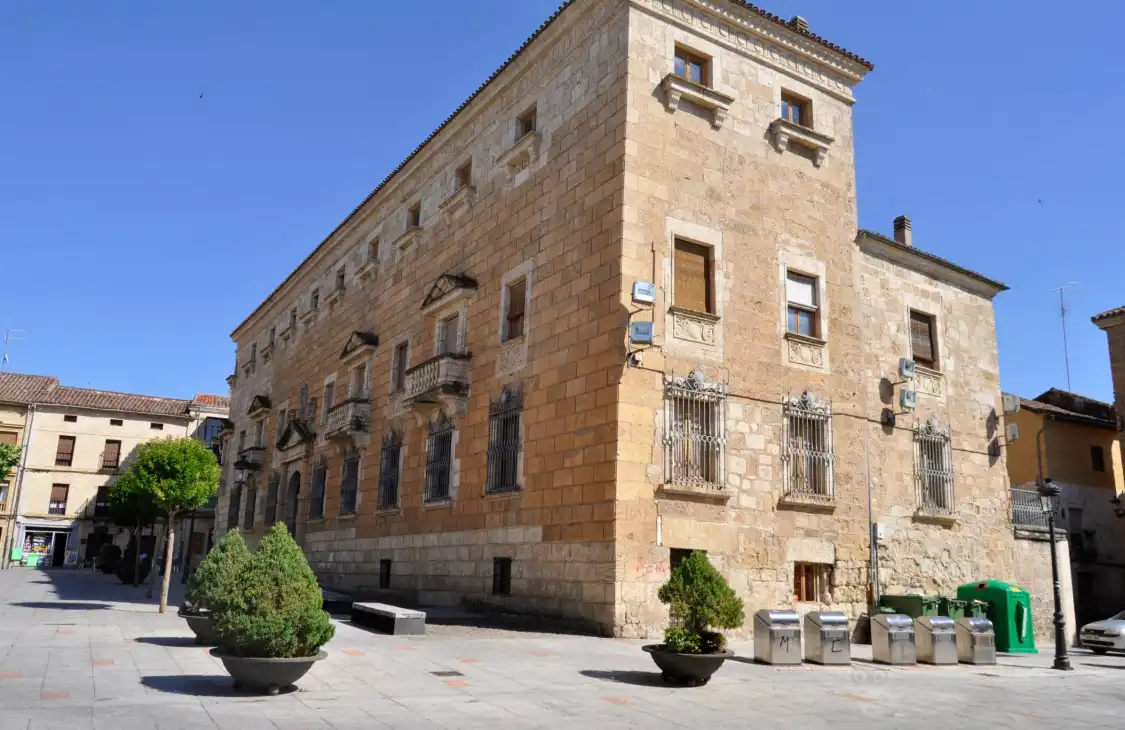 Hotels near Plaza del Conde