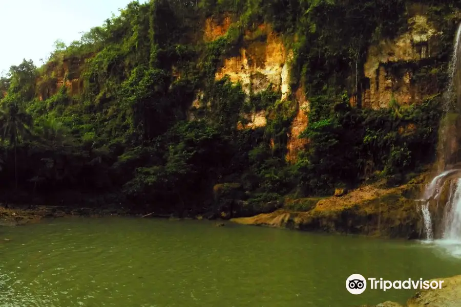 Camugao Falls