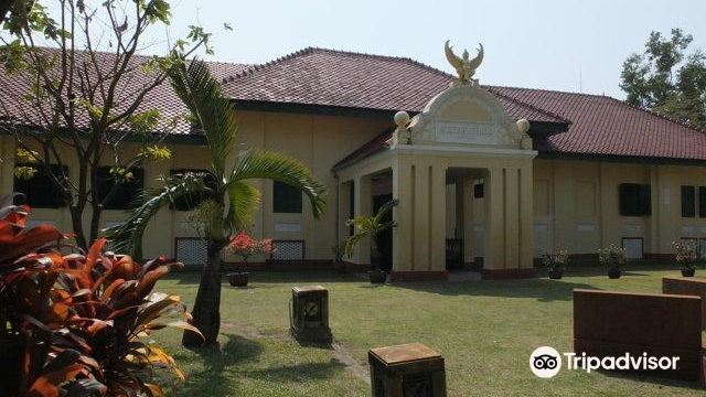 Ubon Ratchathani Rajabhat University