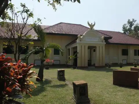 鄰近Ubon Ratchathani Rajabhat University的酒店
