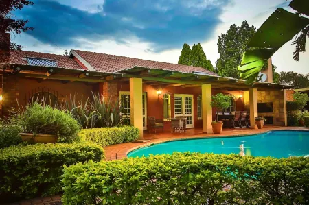 Accommodation at Vans No Loadshedding Отели рядом с достопримечательностью «Twenty Three on Riverside»