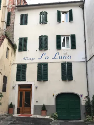 Hotel la Luna