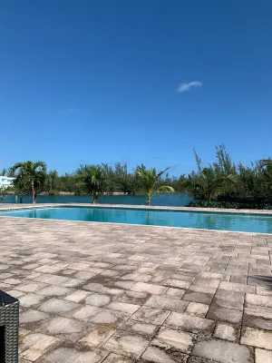 Dolphin Cove