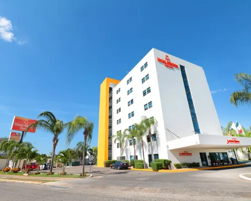 Hotel Misión Express Merida Altabrisa Hoteles cerca de Centro Comercial Altabrisa