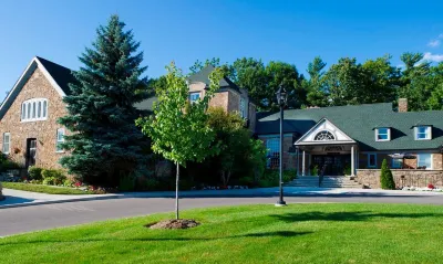 The Glenerin Inn Các khách sạn ở Mississauga