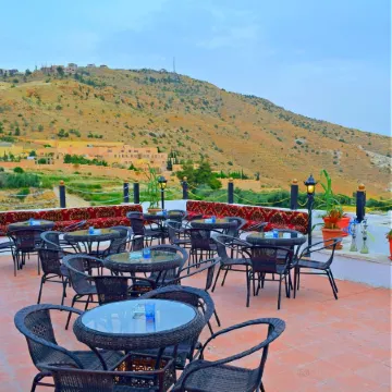 Edom Hotel