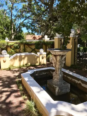 De Haas Luxury Living at Villa Grande Hotels near Stellenbosch University