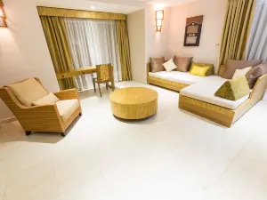 칼립소 호텔 토아마시나