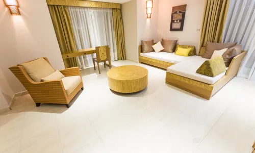 칼립소 호텔 토아마시나