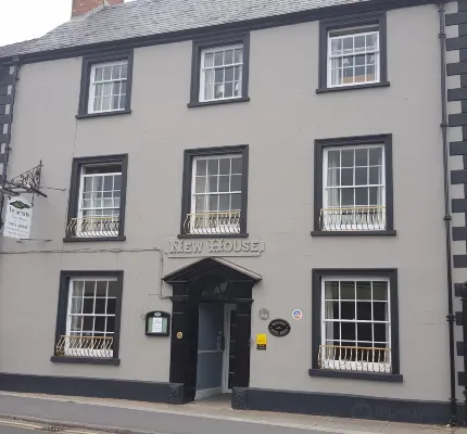 The Beacons Guest House Hotels in Brecon