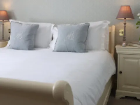 科寧厄姆阿姆斯酒店 米斯郡酒店