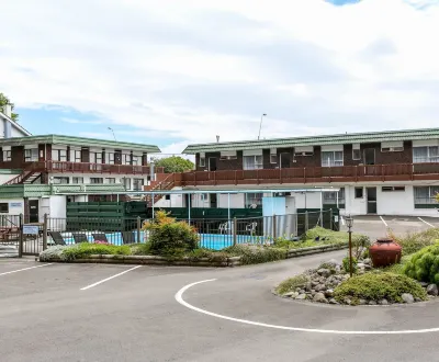 Flamingo Motel Hotels in 