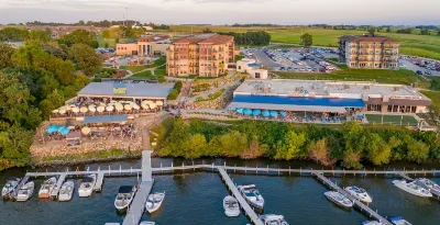 Bridges Bay Resort Hotels in Center Grove