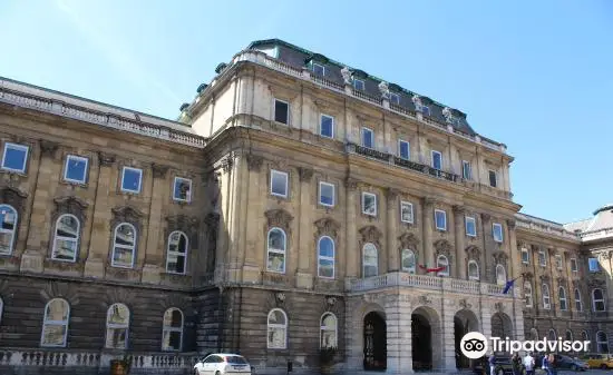 Biblioteca Nacional de Hungría