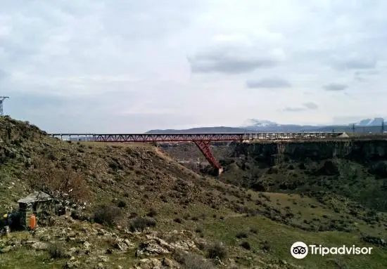 Nor Hachen Bridge