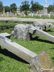 Oakwood Cemetery