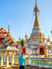 Wat Hua Wiang Temple