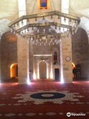 Hoskadem Camii