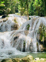 Saluopa Waterfall