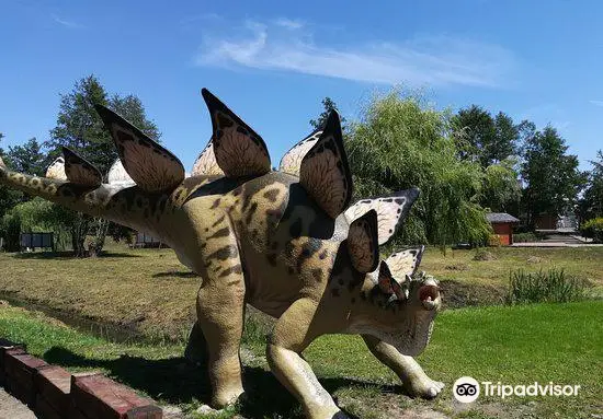 ZAUROLANDIA RODZINNY PARK ROZRYWKI