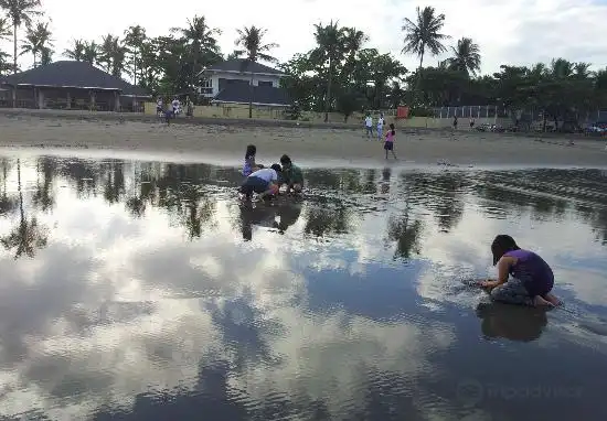 Hotels near Tondaligan Blue Beach