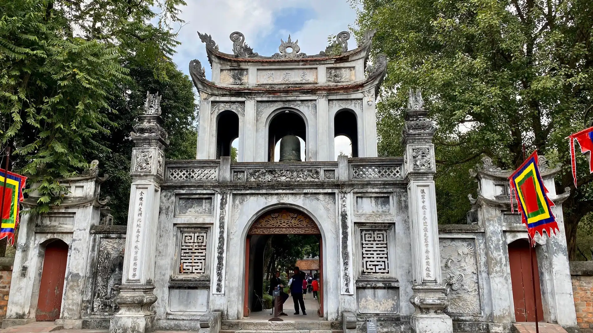 Các khách sạn gần University Of Science And Technology Of Hanoi