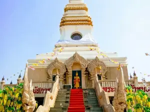 Phrathat Klang Nam / Phra That Nong Khai: Sunken Chedi in the Mekong River, Nong Khai Town